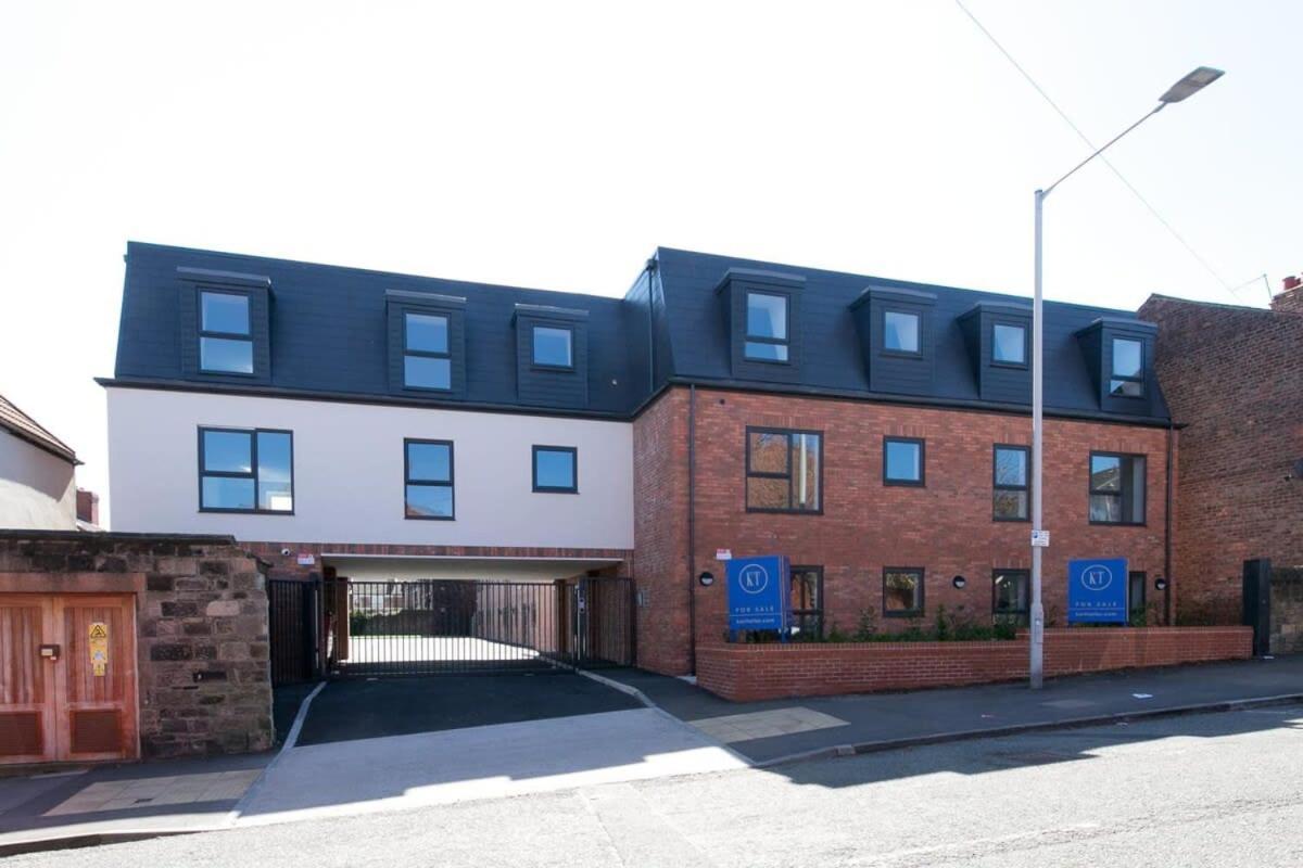 Stunning 2 Bedroom Apartment In Wallasey Dış mekan fotoğraf