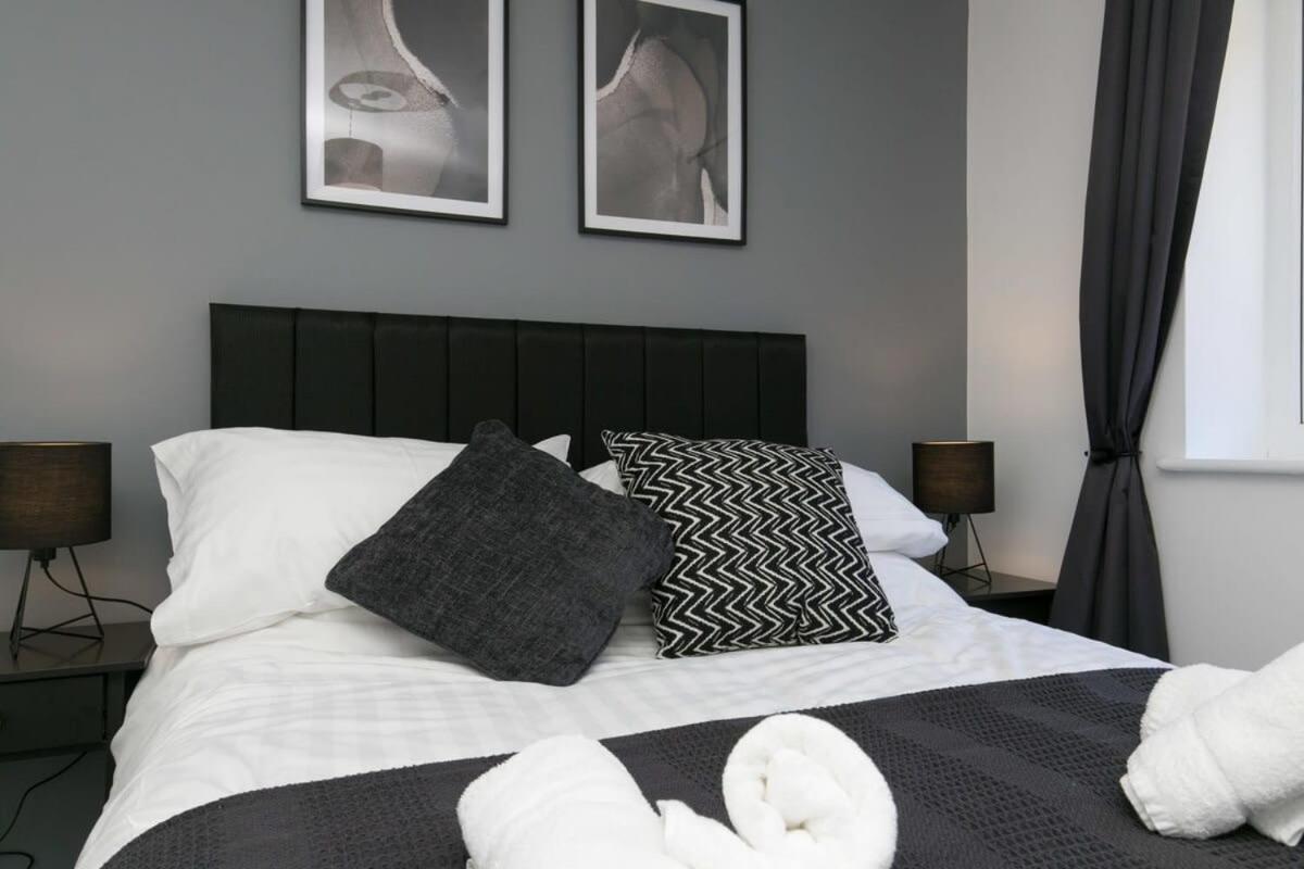 Stunning 2 Bedroom Apartment In Wallasey Dış mekan fotoğraf